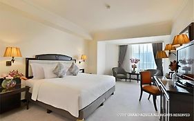 Artotel Suites Aquila Bandung
